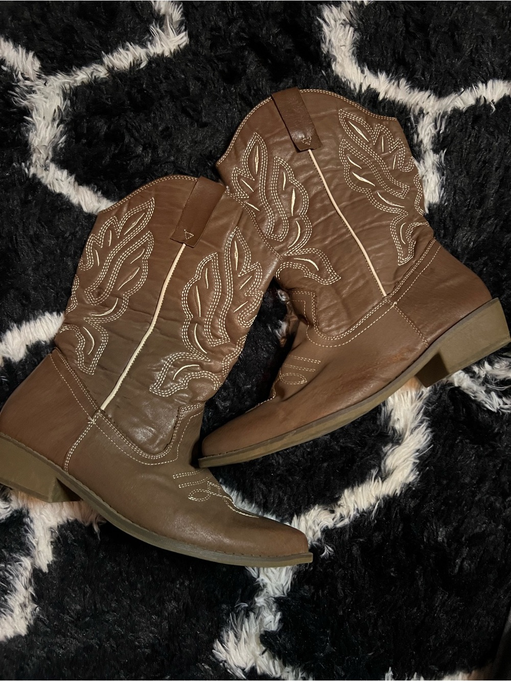 Brown Embroidered Western Ankle Boots - Women's Pull-On Booties